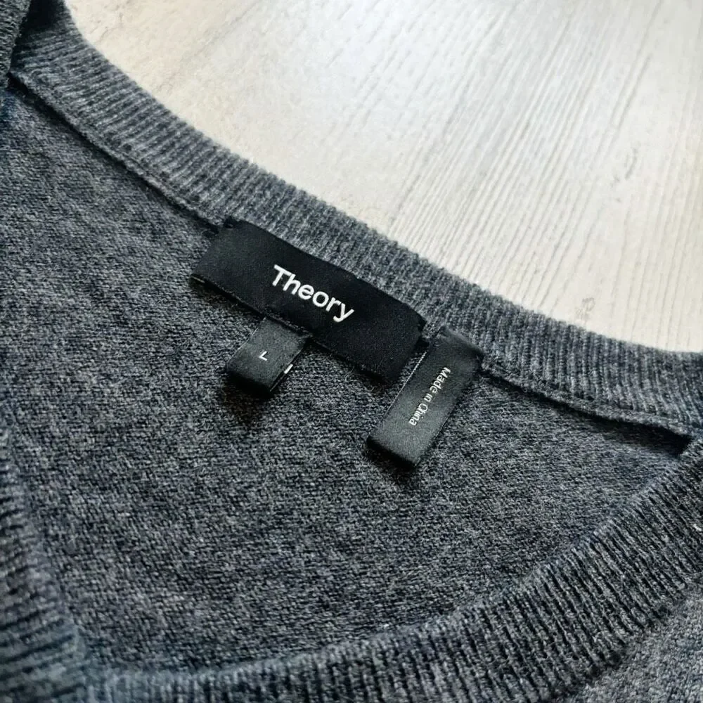 Theory Riland V P Harman Merino Wool V Neck Sweater Size L